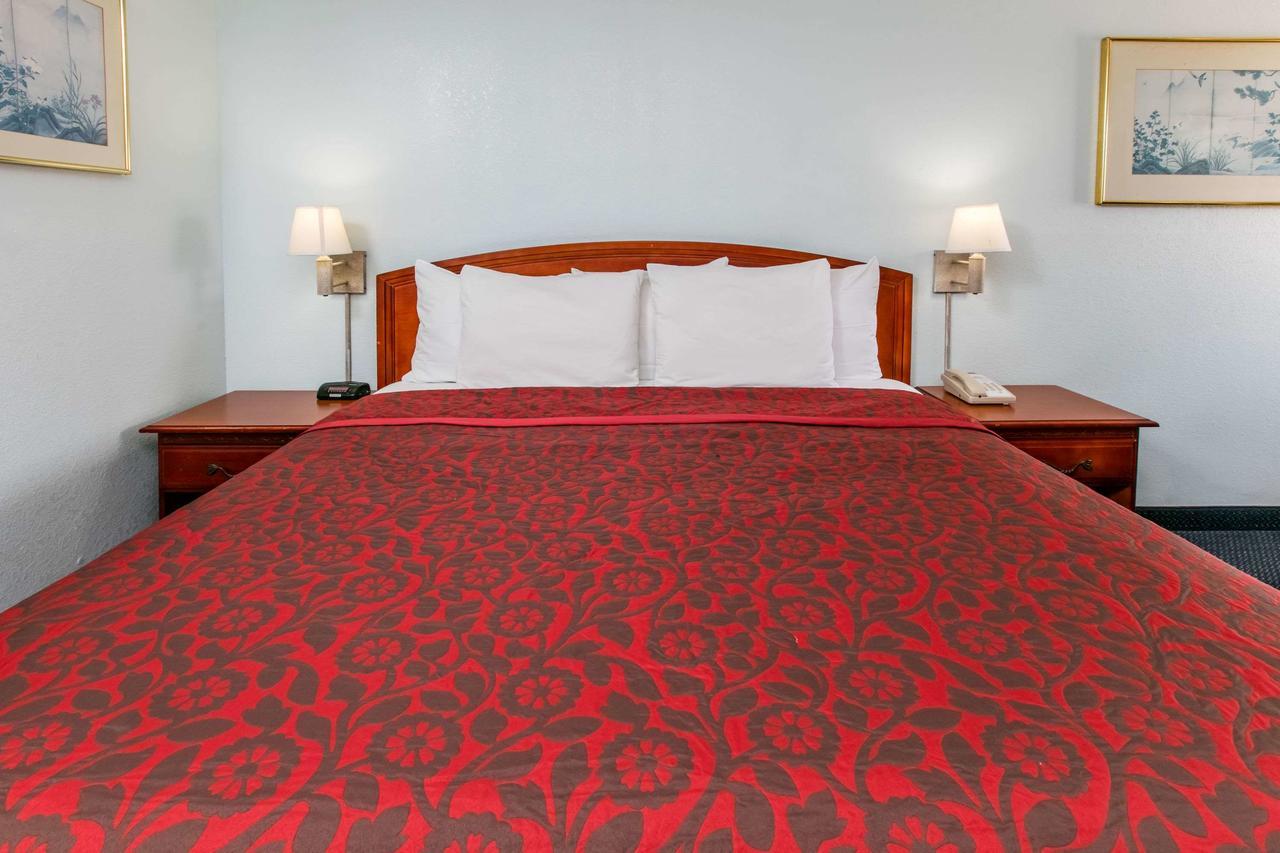 Oyo Hotel Muskogee Near Creek Nation Casino - Hwy 64 Экстерьер фото
